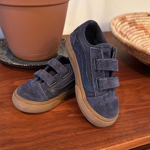 Toddler Boys Navy Blue Vans Old Skool Gum Sole size 8